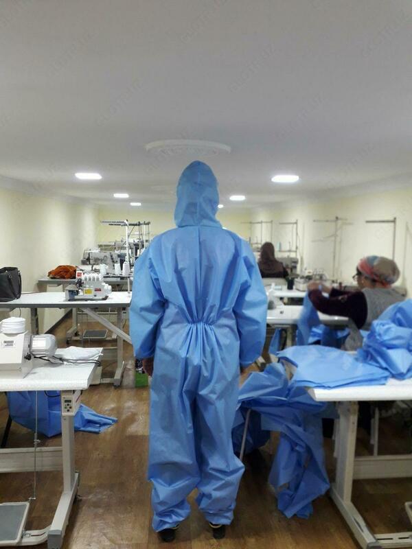 Bir marta ishlatiladigan steril (steril bo'lmagan) kombinezonlar - {0} so'mdan