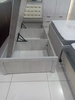 Кровать с механизмом сундук