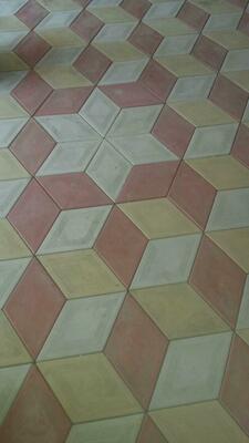 Gilam № 4 keramik plitkasi