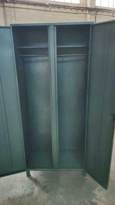 по запросу Металлический шкаф для раздевалки под заказ