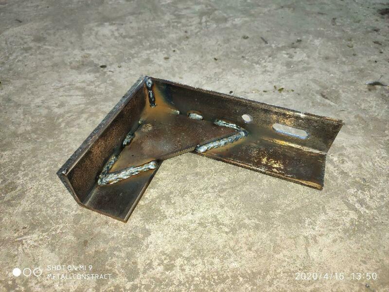 Кронштейн крепление металлический