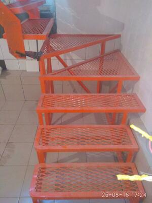 Лестница металлическая