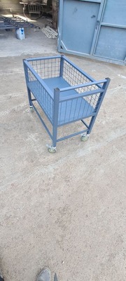 Тележка металлическая
