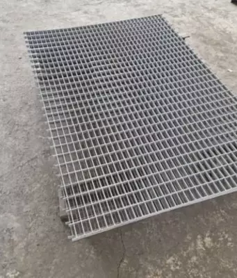 Решетчатый настил для пола (40 х 40 мм)