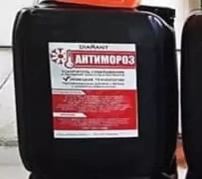 Противоморозная добавка для цементно-песчаных растворов DIAMANT (25 кг)