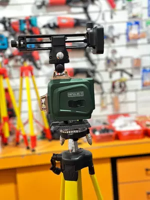 ЛАЗЕРНИЙ УРОВЕНЬ "M" ЗЕЛЕНЫЙ 4D IMPULSE