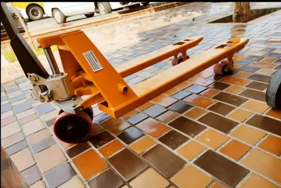 Рохля (Transpolet) HM7E 2.5tn SAAB