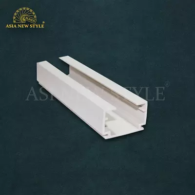 Plastik quvurli korniş