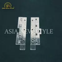 Держатель ламели (вешалка) 12см