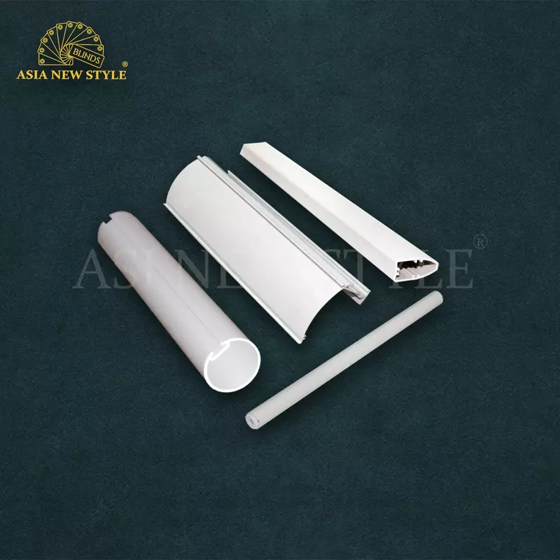 Plastik quvurli korniş