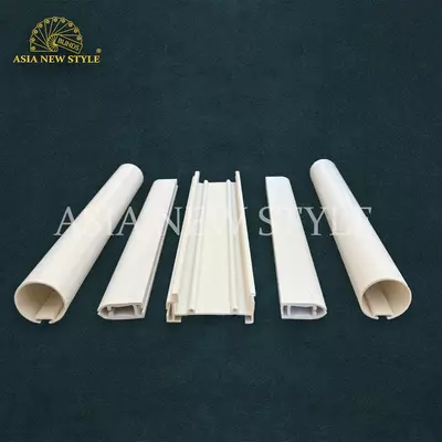 Универсальный карниз пластиковый