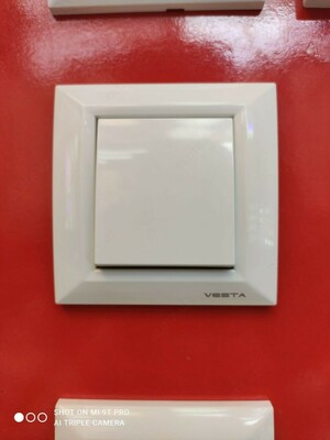 Выключатель (1) - 19 600 сум / шт.