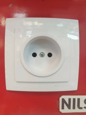 Розетка Nilson