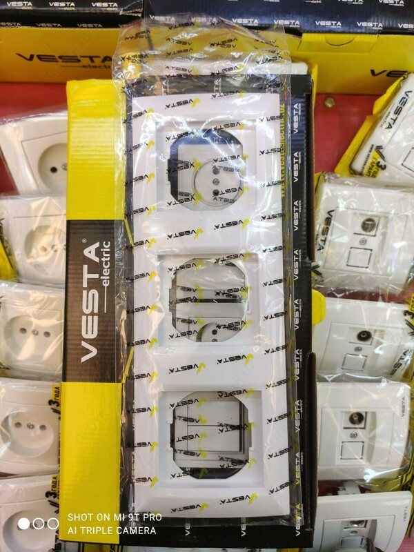 Рамка для розеток (3) Carmen - 11 700 сум