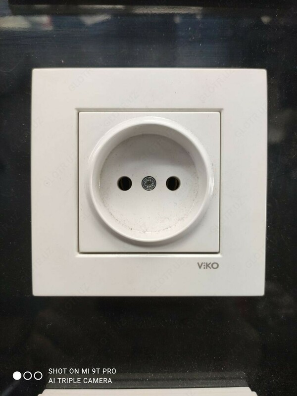 Розетка (1) Karre