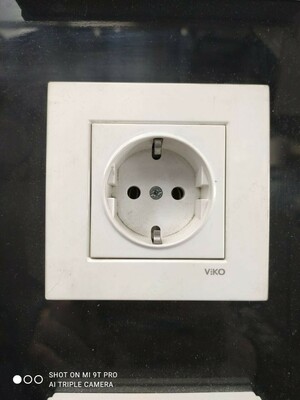 Розетка (1) Karre - 19 800 сум / шт.