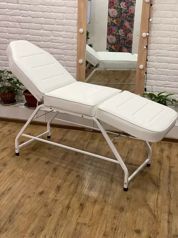 Кушетка профессиональная, кресло косметологическое