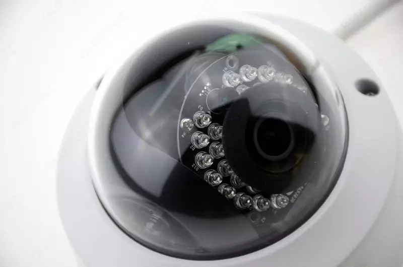 Hikvision DS-2cd2142fwd-IW gumbazli ip videokamera