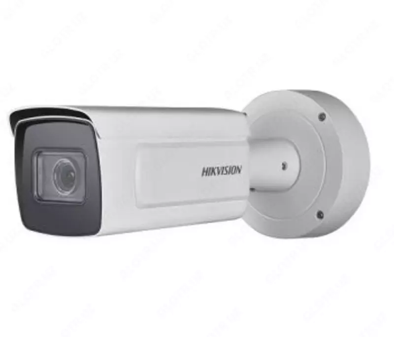 IP-камера Hikvision DS-2CD7A26G0/P-IZHS c детектором лиц