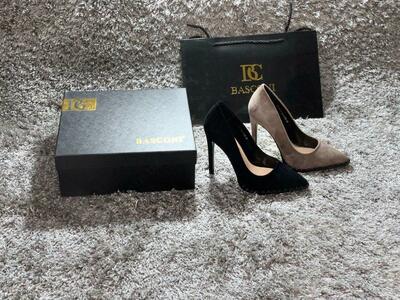 Ayollar poyafzali baland poshnali poyabzal