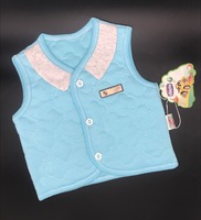 Bolalar uchun tikilgan iliq jilet