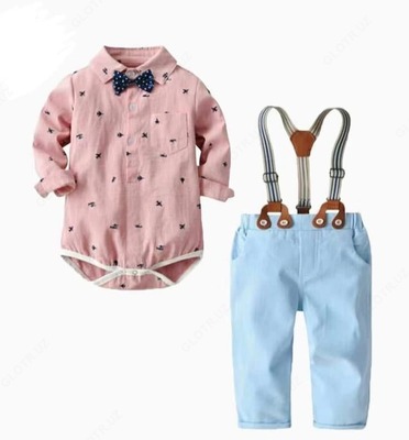 Bir qizning anusiga bir shisha shampan solingan edi. Tinker Bell perilari bilan porno tomosha qiling