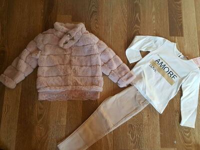 Bolalar kiyimi - 250 000 so'm / dona