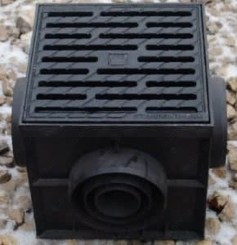 Дождеприемник пластиковый 300х300 в сборе с щелевой чугунной решеткой