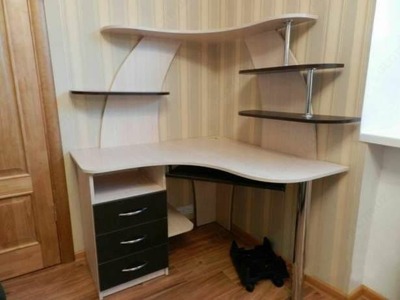 Угловой компьютерный стол арт 003