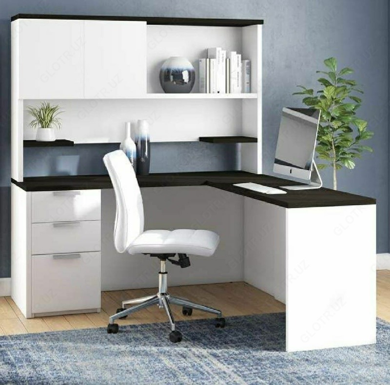 007-sonli burchakli kompyuter stoli