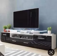 Тумба под телевизор Арт 009