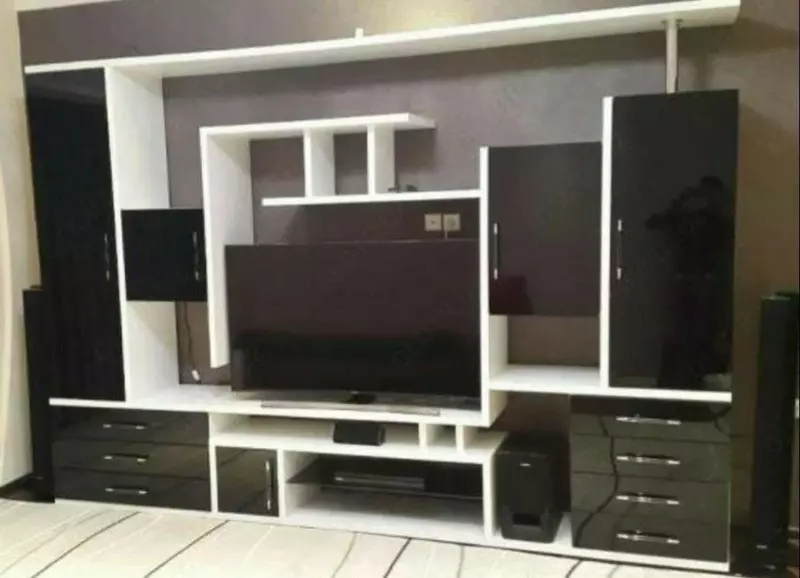 Televizor uchun devor javonlari (TV zonasi) 036-modda