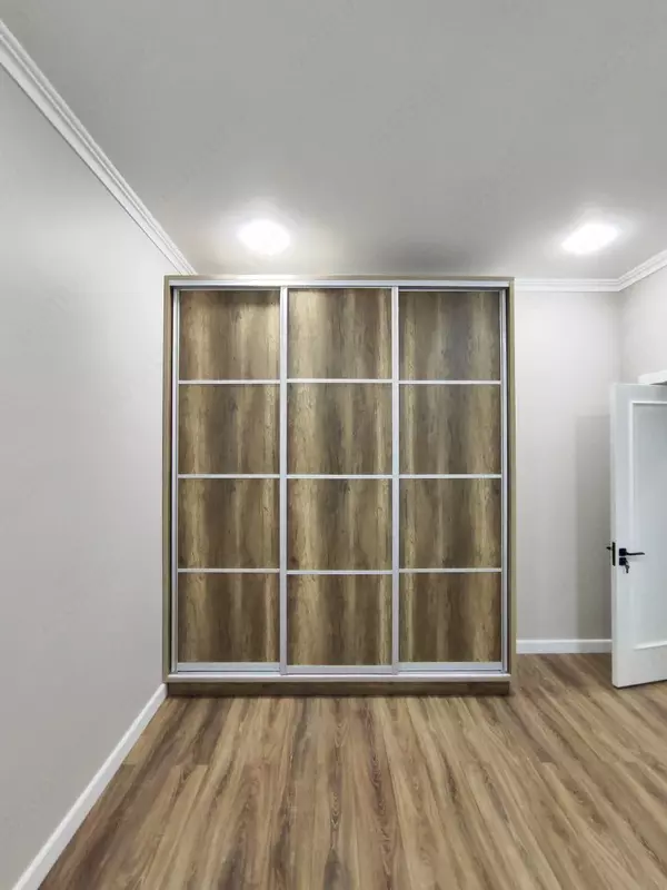 Шкаф-купе гардеробный 001