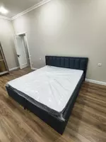 Двуспальная кровать