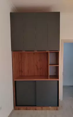 Книжный шкаф 002