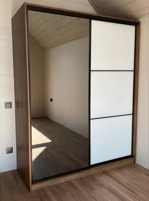 Шкаф-гардероб Командор 001