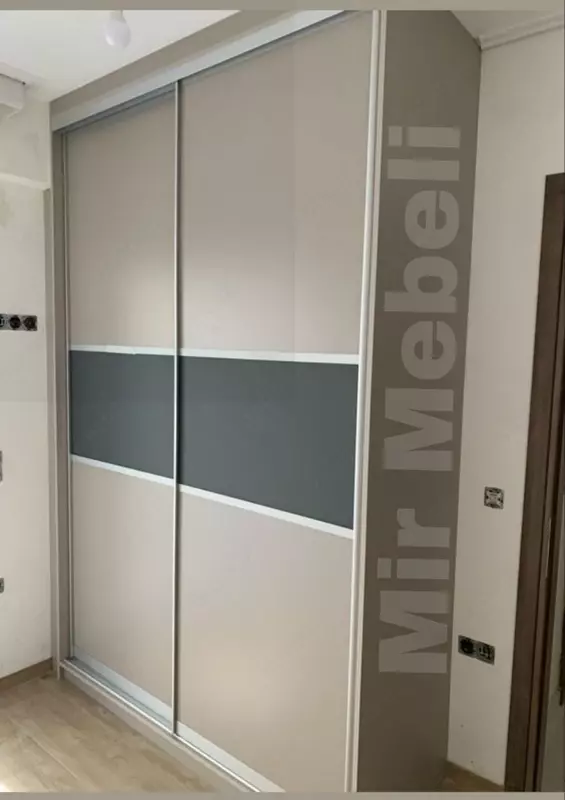 Шкаф-гардероб Командор 009