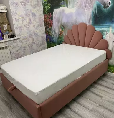 Односпальная кровать 003