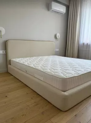 Двуспальная кровать 008.