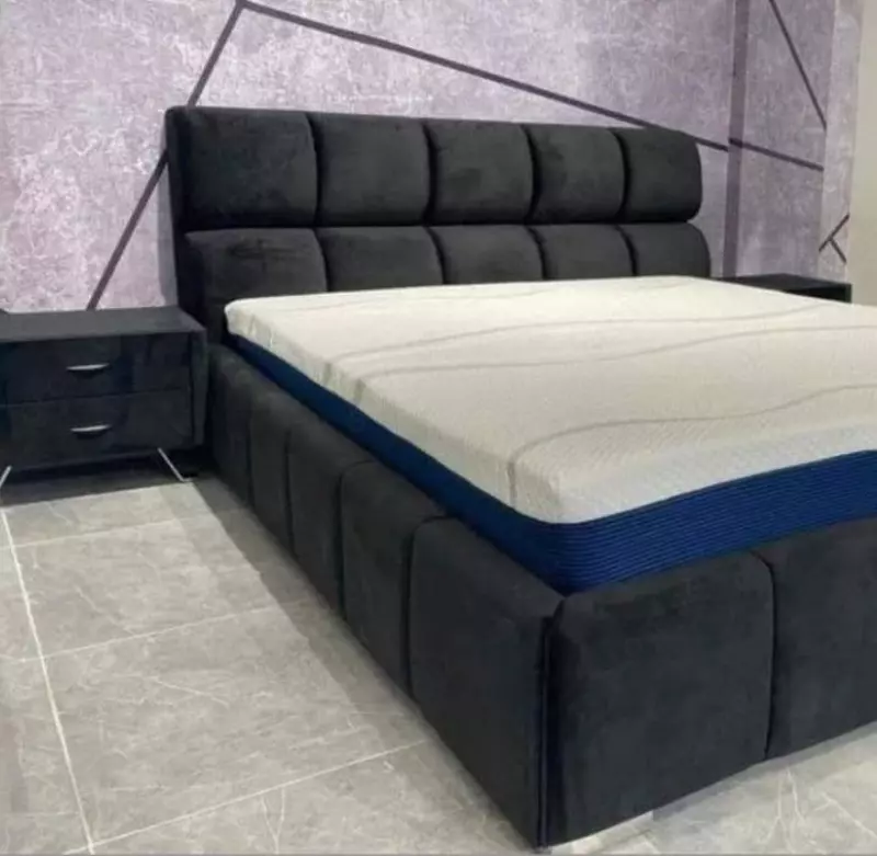 Двуспальная кровать 012