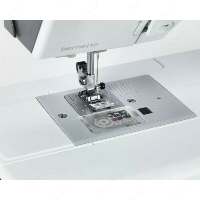 Швейная машина Bernina Bernette b 37