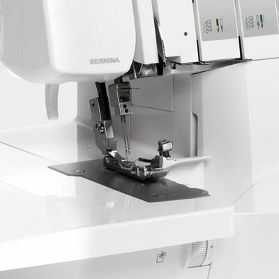 Оверлок Bernina L460 RU