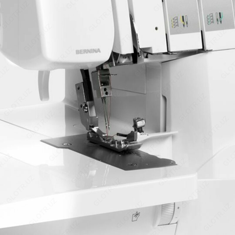 Оверлок Bernina L460 RU
