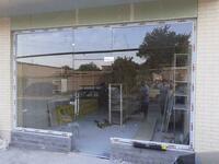 Стеклянные двери и витражи