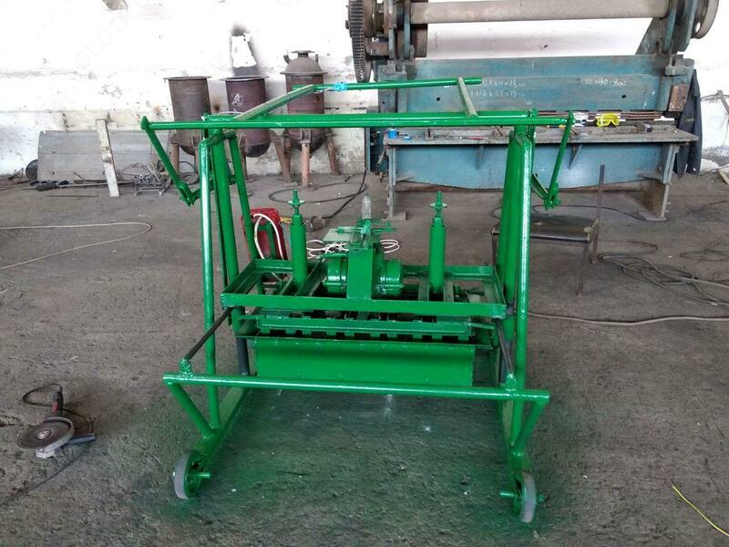 Шлакоблок ишлаб чикˌариш стаоги сотилади! "Bek-Engineering"