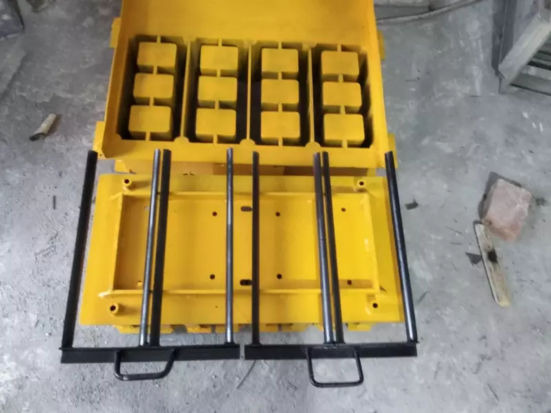 3 блоковая форма шлакоблоков 2 сторонняя фаска - по запросу