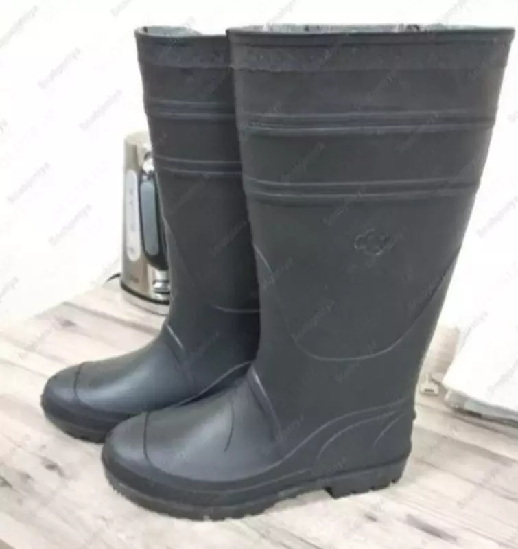 Kauchuk etiklar - {0} so'mdan