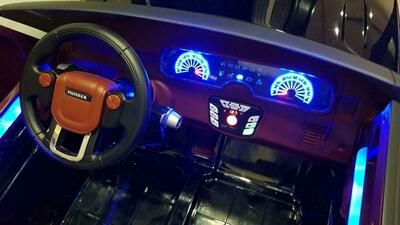 Детский электромобиль Range Rover с активном поворотникам - Детский транспорт