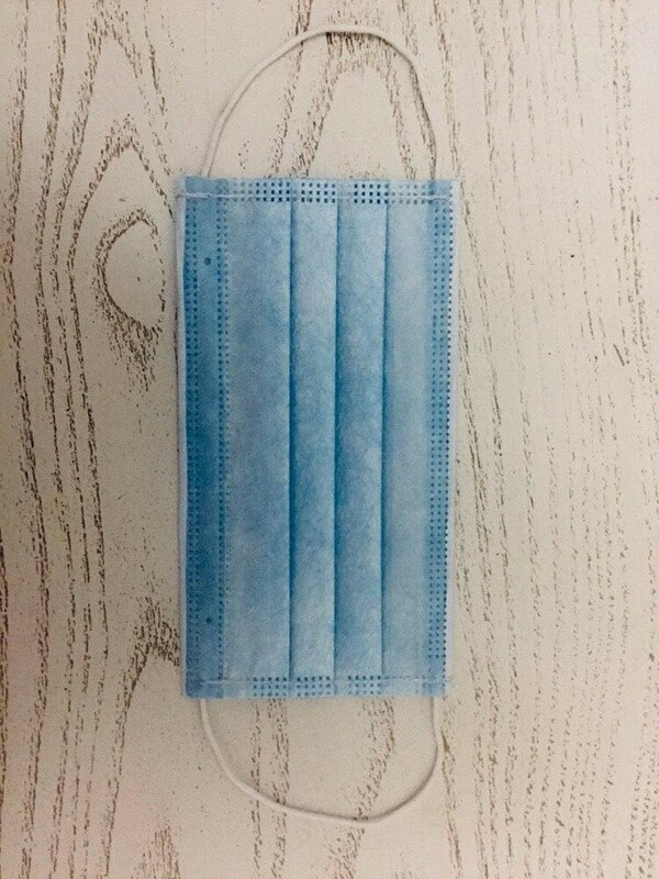 Tibbiy niqob - {0} so'mdan