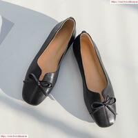 Bo'yashsiz haqiqiy charmdan qilingan ayollar balet kvartiralari; yumshoq tagliklardagi yumshoq tagliklar; Dam olish uchun espadrilles; kamon bilan tasodifiy ayollar. Ulgurji va chakana